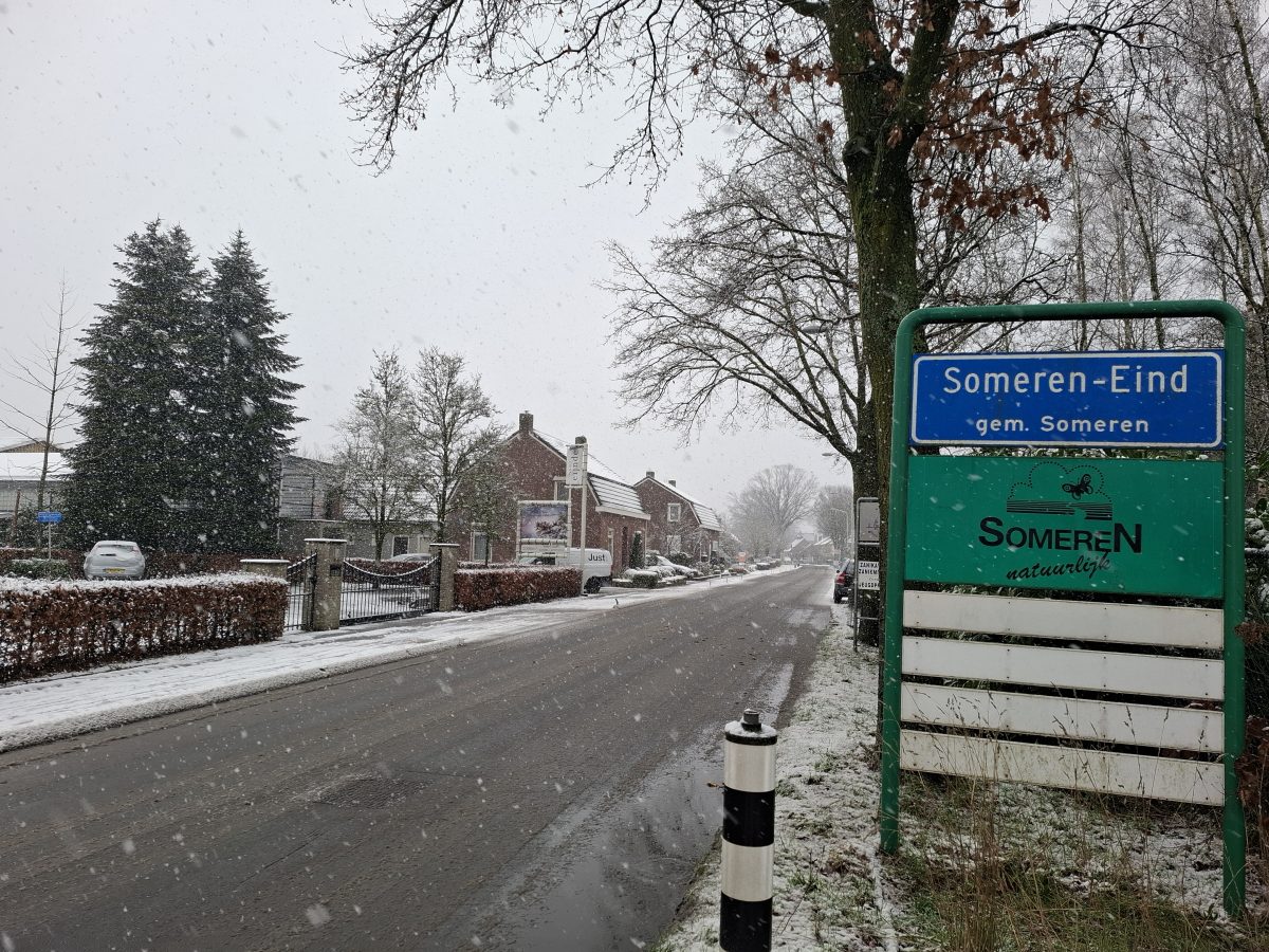 Eerste sneeuw in Someren-Eind: een winterse verrassing!