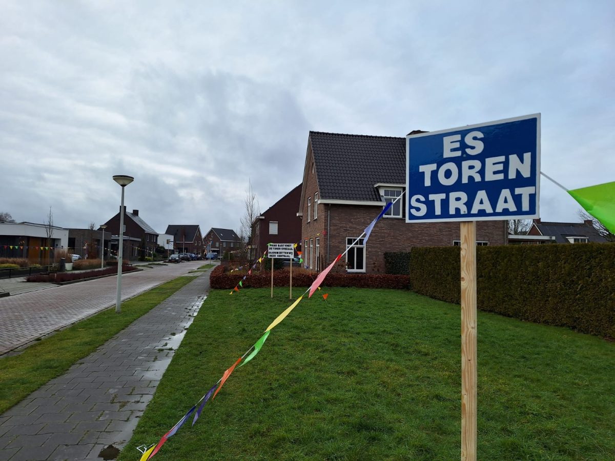 Esdoornstraat wordt EsTORENstraat !