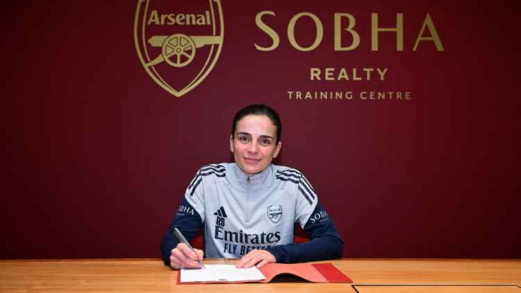 Renée Slegers verlengt contract bij Arsenal