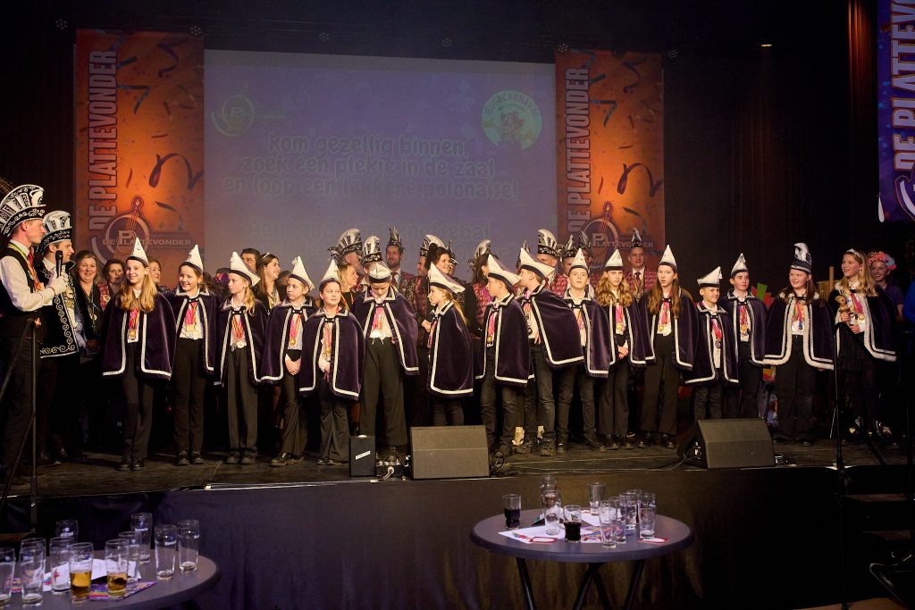 Super gezellige en drukke Jeugdreceptie CV de Plattevonder